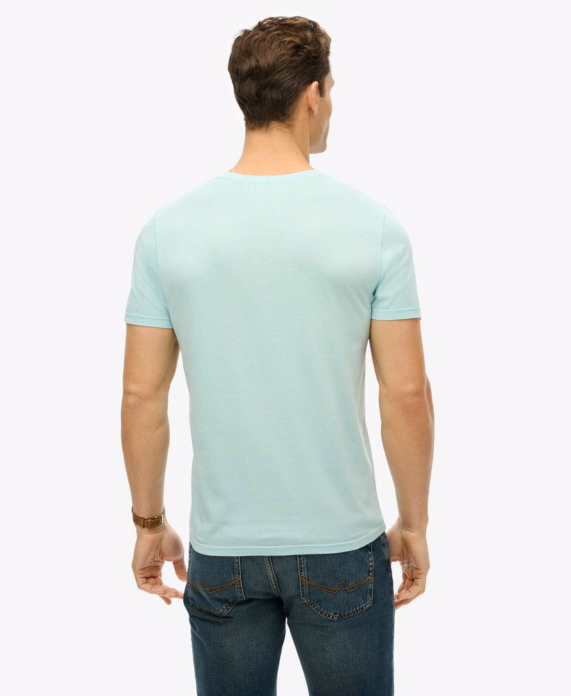 Klasyczny, niezbędny T-shirt