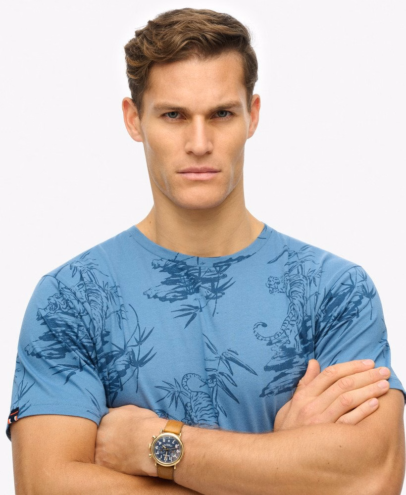 Klasyczny, niezbędny T-shirt z nadrukiem