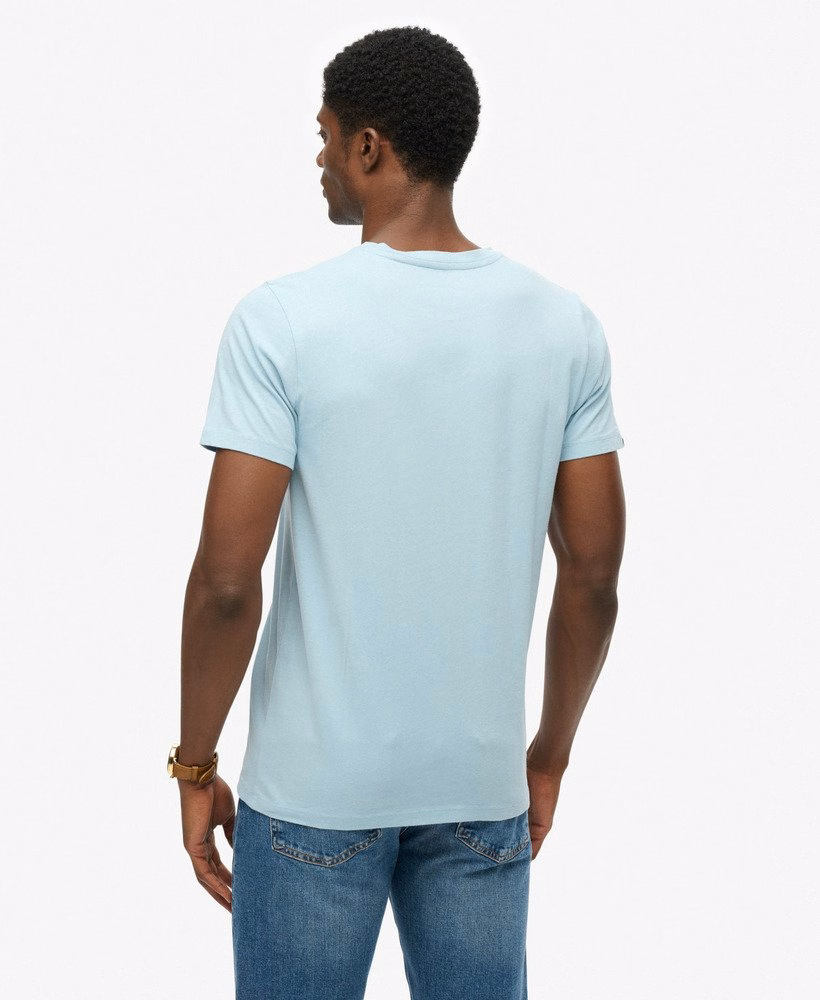Klasyczny, niezbędny T-shirt