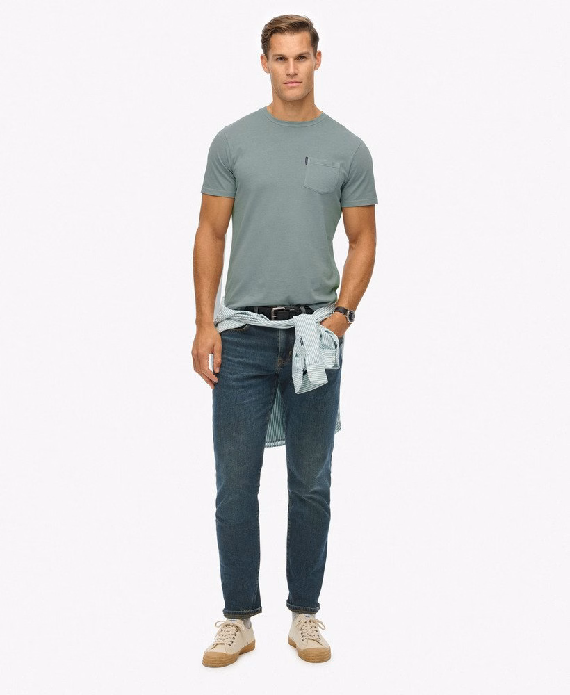 Klasyczny, niezbędny T-shirt z kieszenią