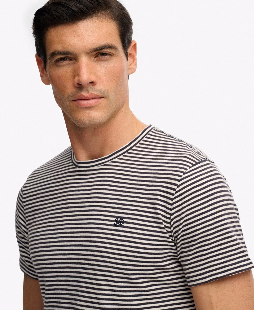 Klasyczny, niezbędny T-shirt w paski