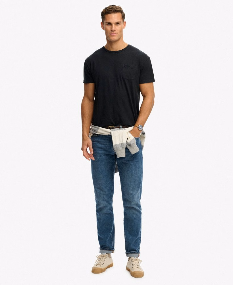 Klasyczny bawełniano-lniany T-shirt z kieszenią