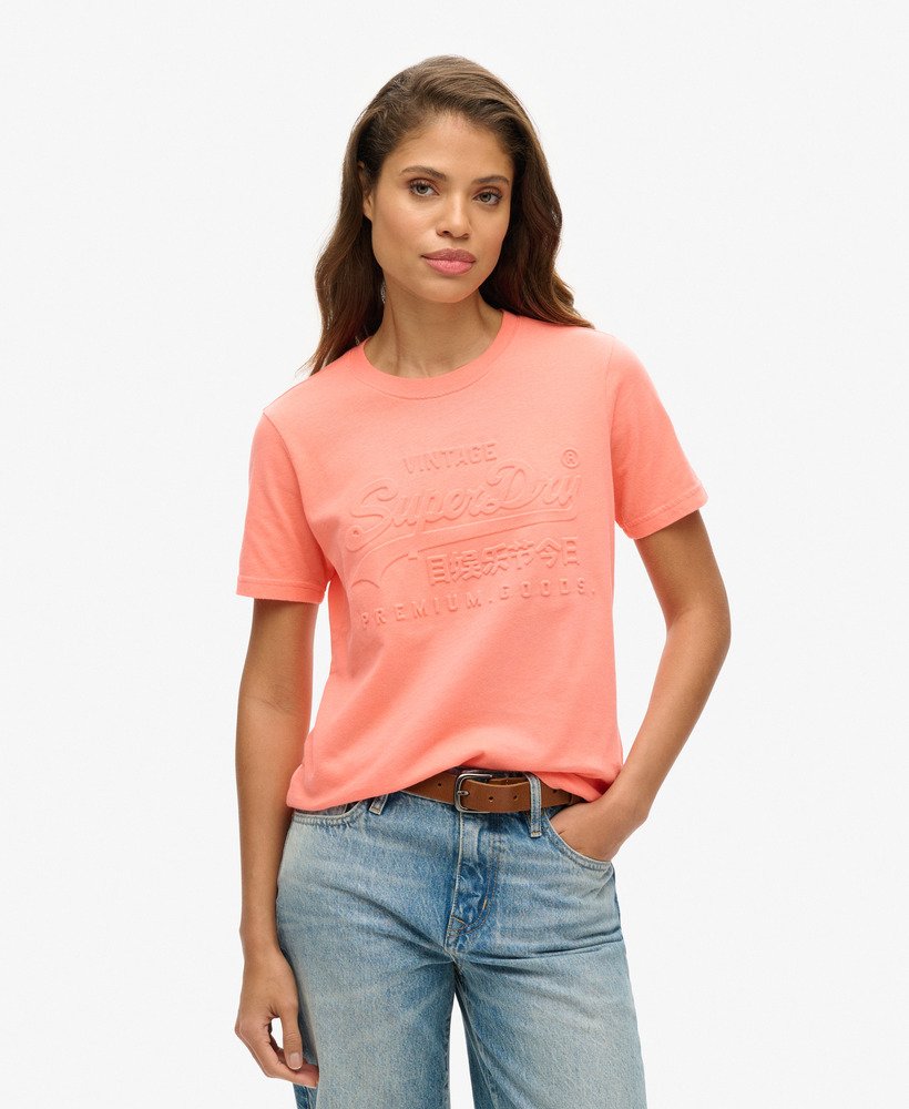 koszulka z wytłoczonym logo vintage w kolorze fusion coral