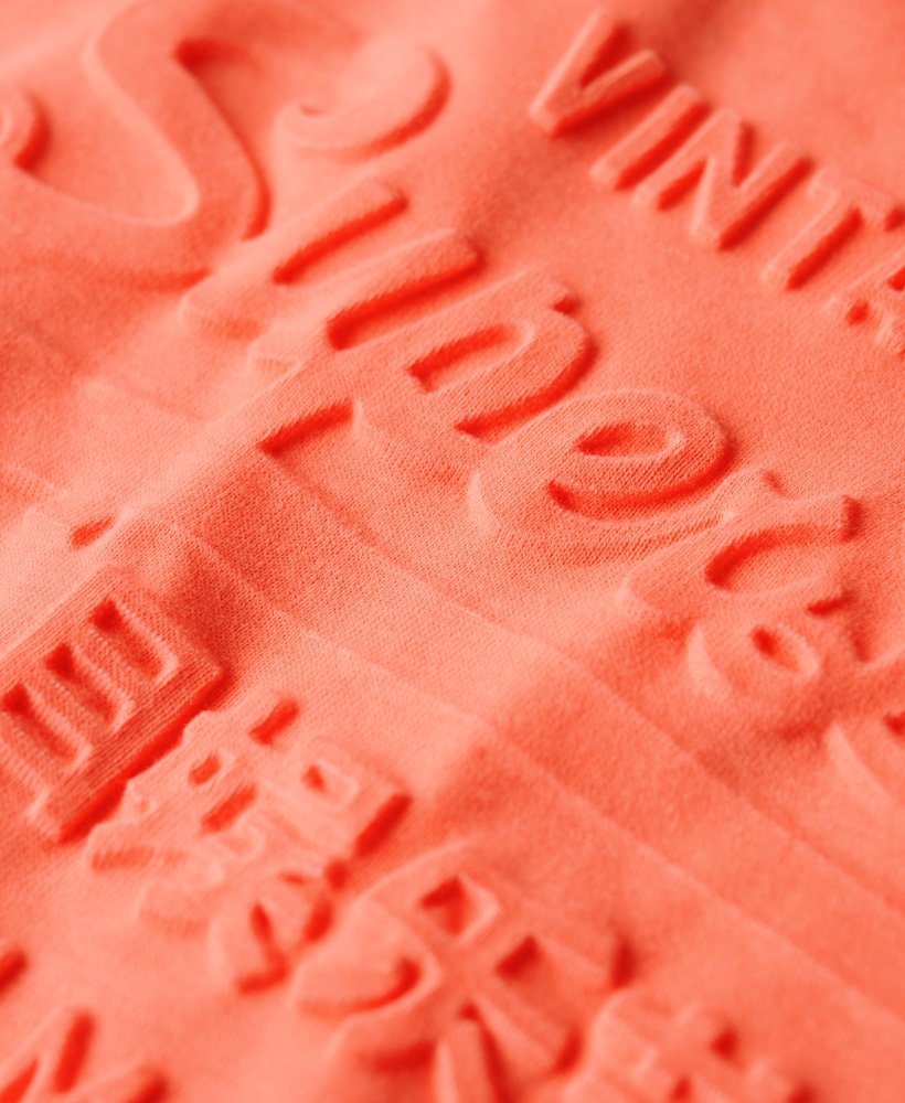 koszulka z wytłoczonym logo vintage w kolorze fusion coral