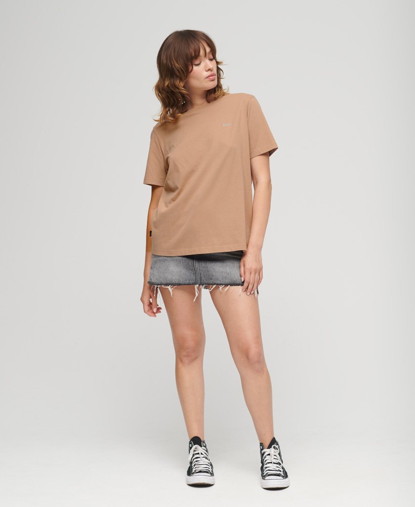 koszulka z bawełny organicznej z haftowanym logo w stylu vintage w kolorze pyramid sands brown
