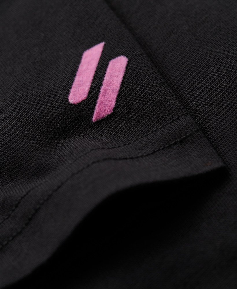 koszulka sportowa z logo dopasowana w kolorze czarnym