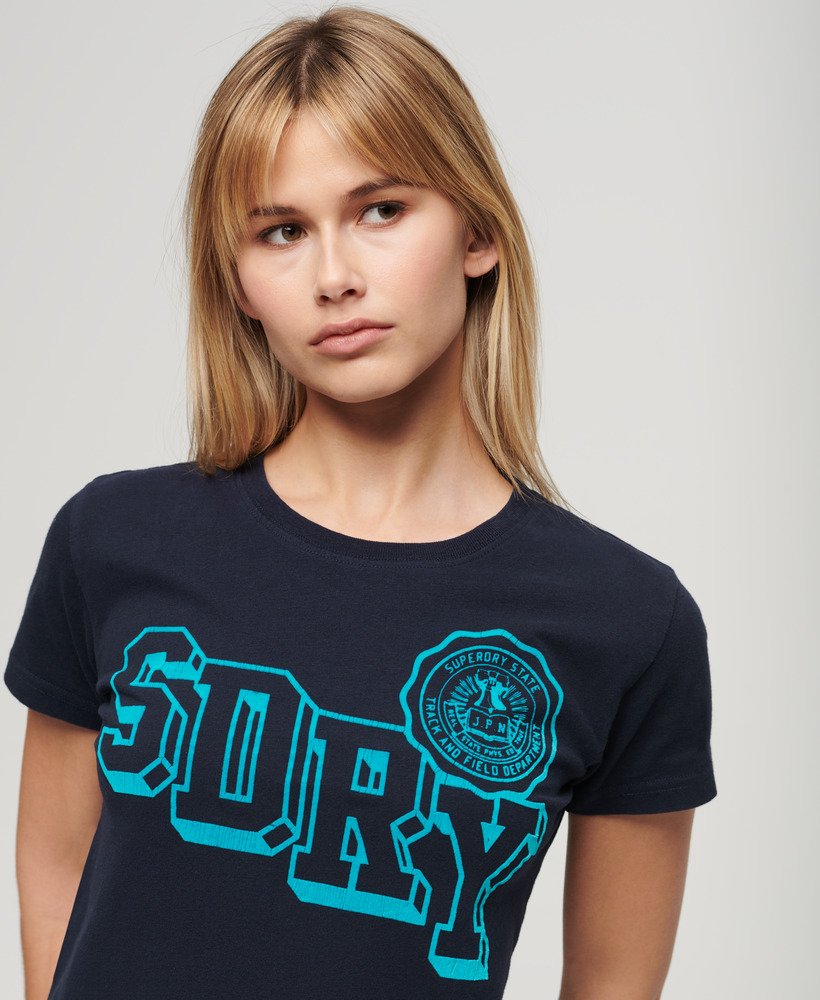 dopasowana koszulka varsity flocked w kolorze darkest navy