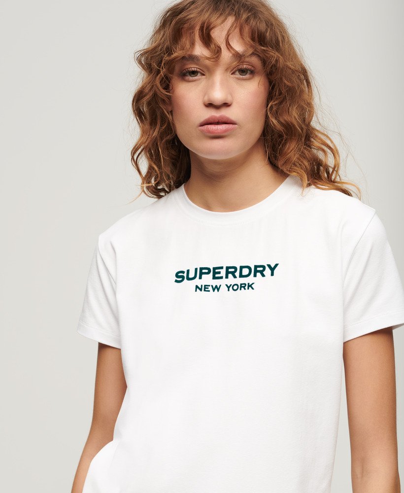 koszulka z grafiką sport luxe w kolorze lśniącej bieli