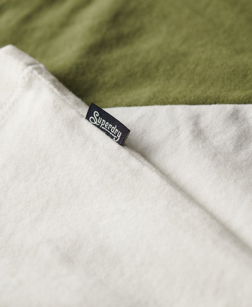 koszulka typu raglan z bawełny organicznej essential logo w kolorze oliwkowym khaki i ecru