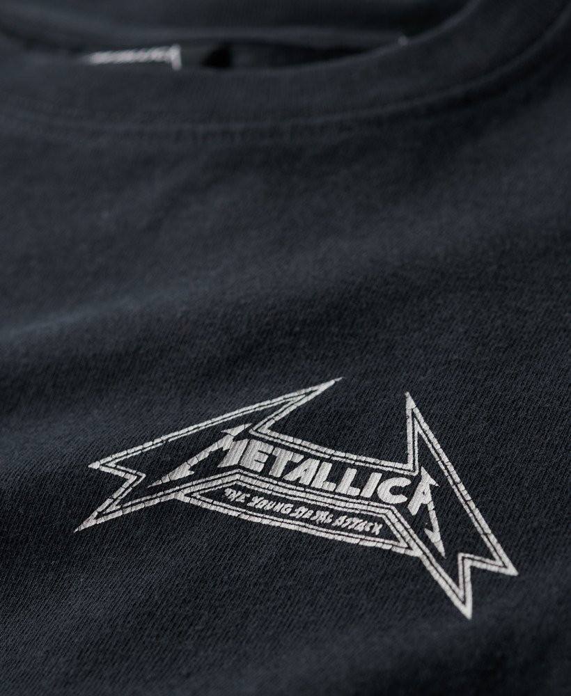 koszulka z krótkim rękawem i nadrukiem zespołu metallica x superdry z tyłu po środku w kolorze czarnym
