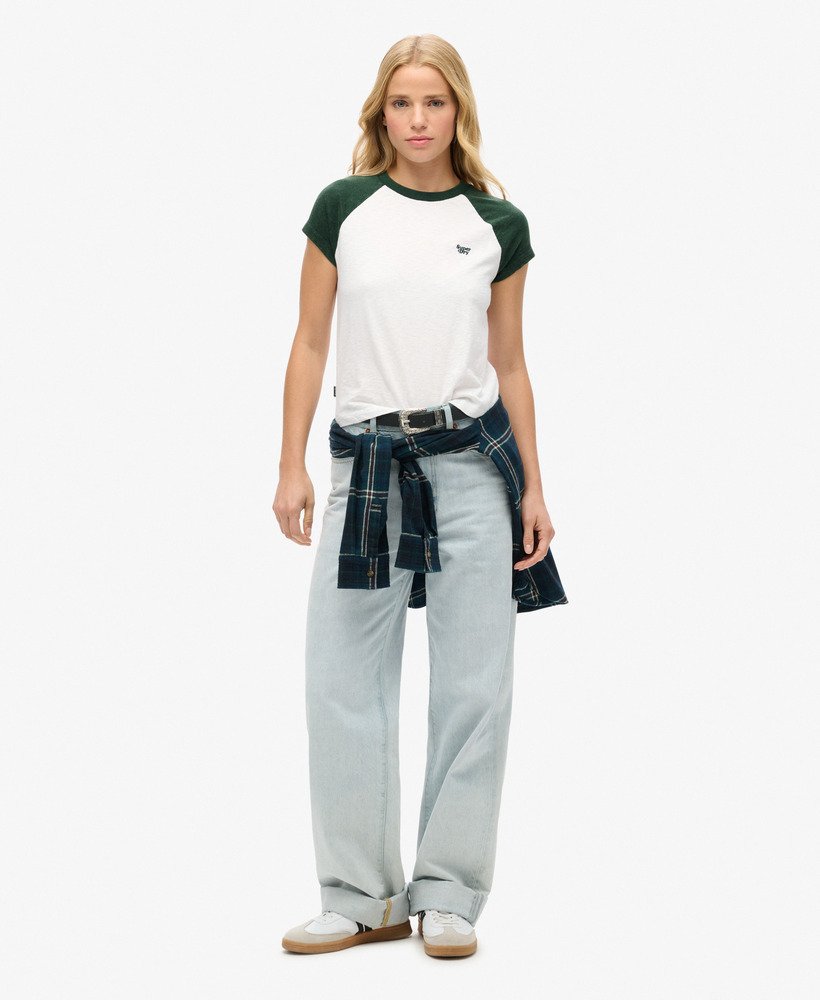 koszulka typu raglan z organicznej bawełny z logo essential w kolorze emaliowanym zielonymecru