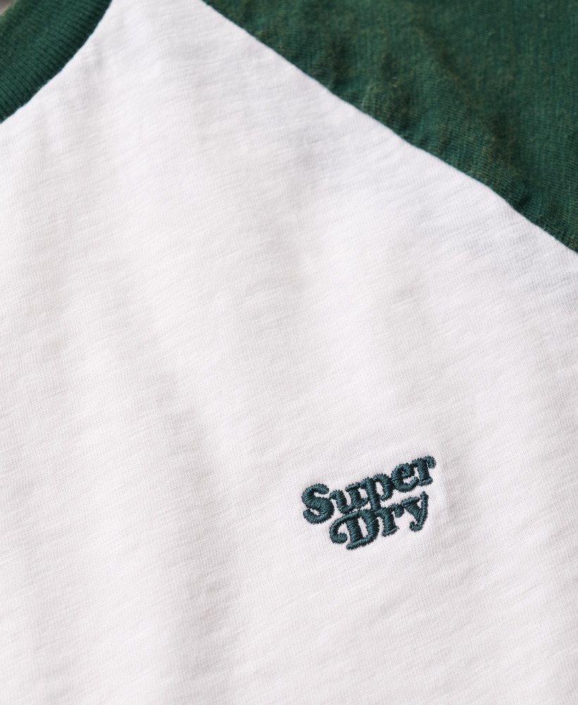 koszulka typu raglan z organicznej bawełny z logo essential w kolorze emaliowanym zielonymecru