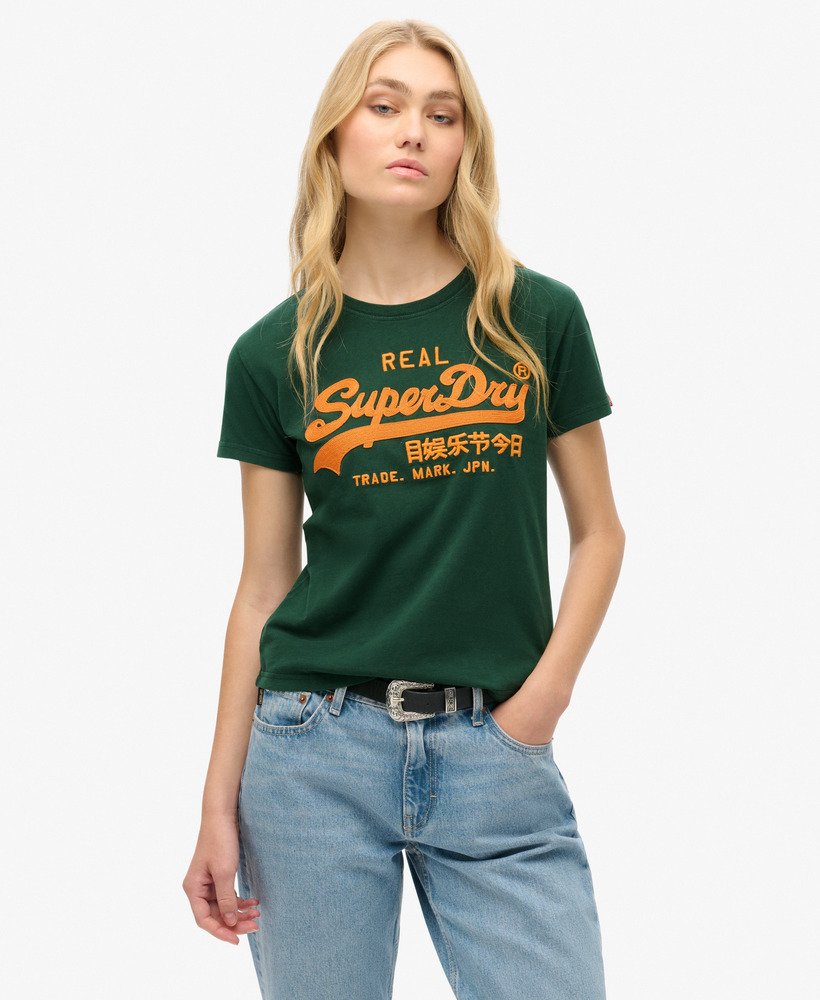dopasowana koszulka z haftowanym logo vintage w kolorze emaliowanym zielonym