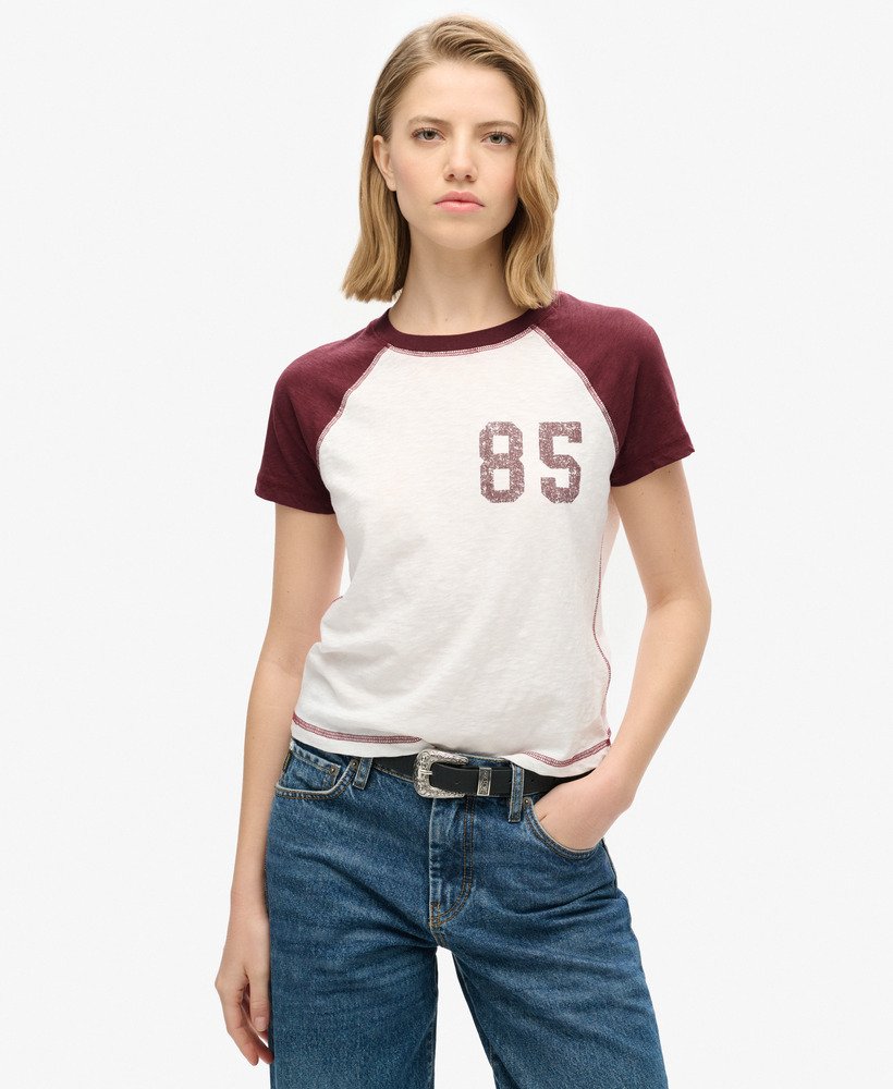 koszulka athletic essentials raglan fitted w kolorze port redecru