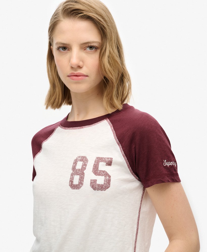 koszulka athletic essentials raglan fitted w kolorze port redecru