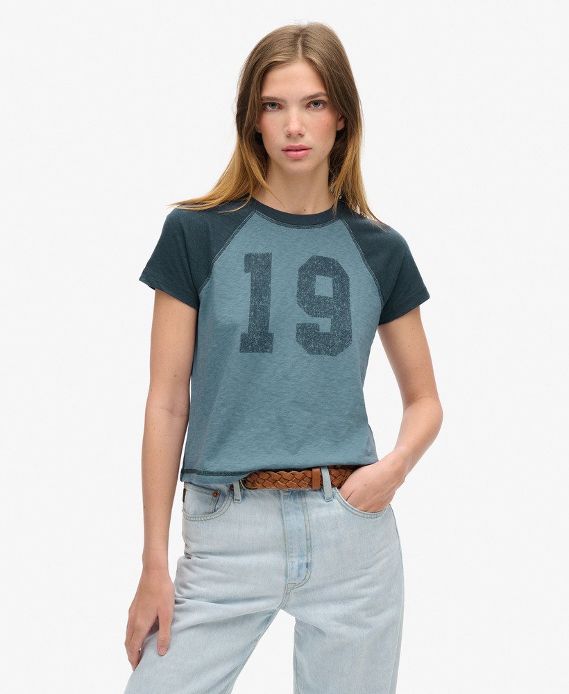 koszulka athletic essentials raglan fitted w kolorze richest navywedgewood blue
