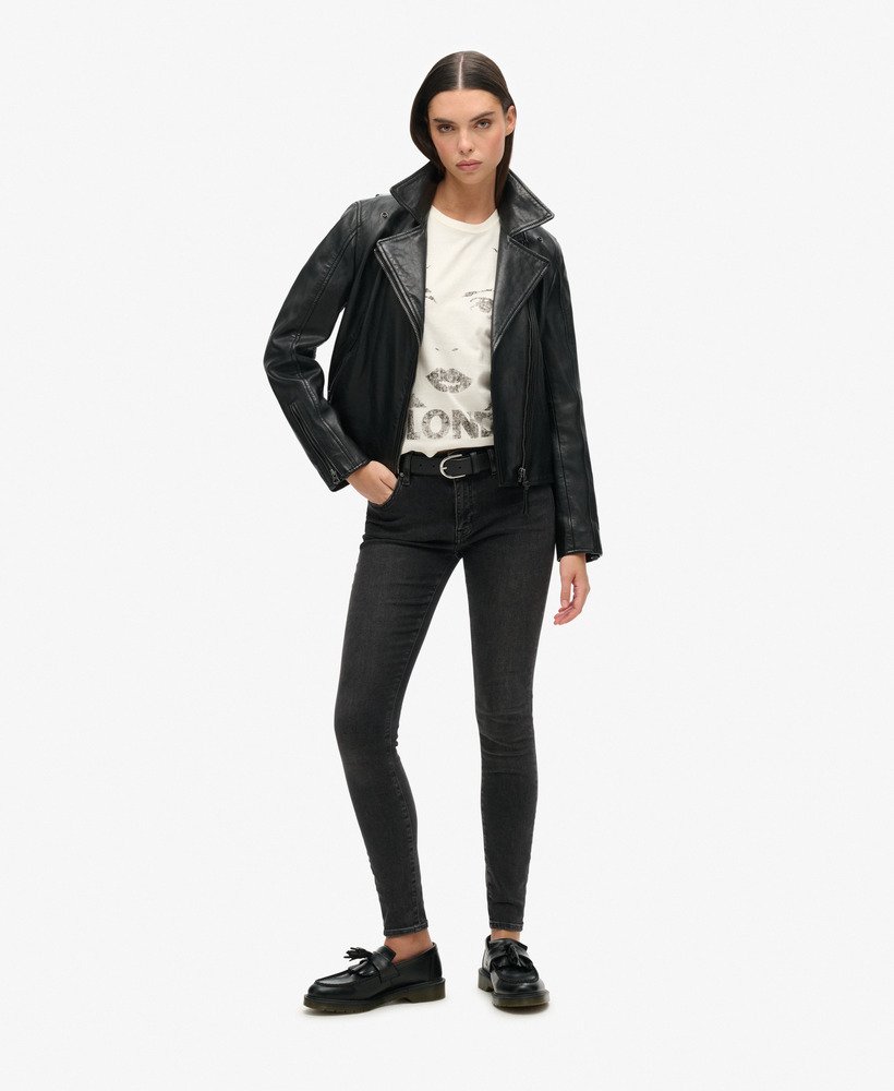dopasowana koszulka blondie x superdry w kolorze off white