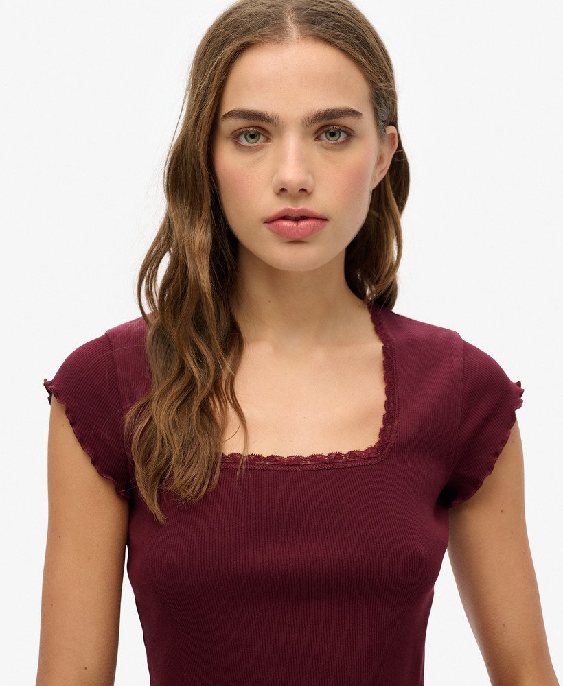koszulka essential square neck z krótkim rękawem w kolorze port red