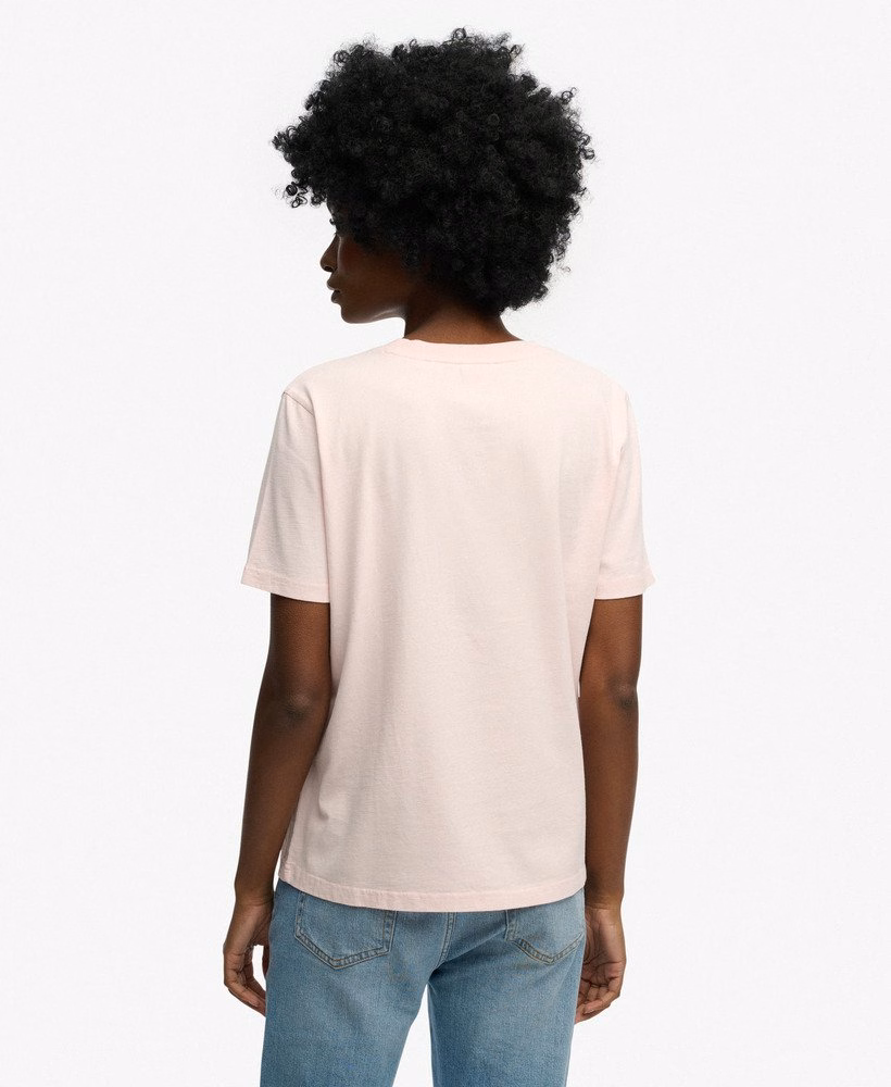 Luźna, swobodna koszulka typu T-shirt