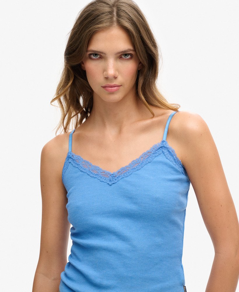 bluzka z organicznej bawełny essential rib lace cami w kolorze pudrowego błękitu