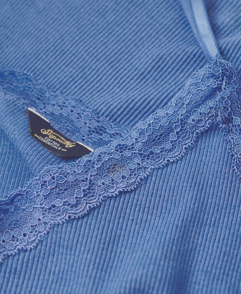 bluzka z organicznej bawełny essential rib lace cami w kolorze pudrowego błękitu