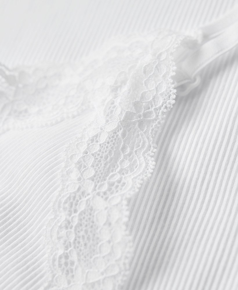 bluzka z organicznej bawełny essential rib lace cami top w kolorze optic