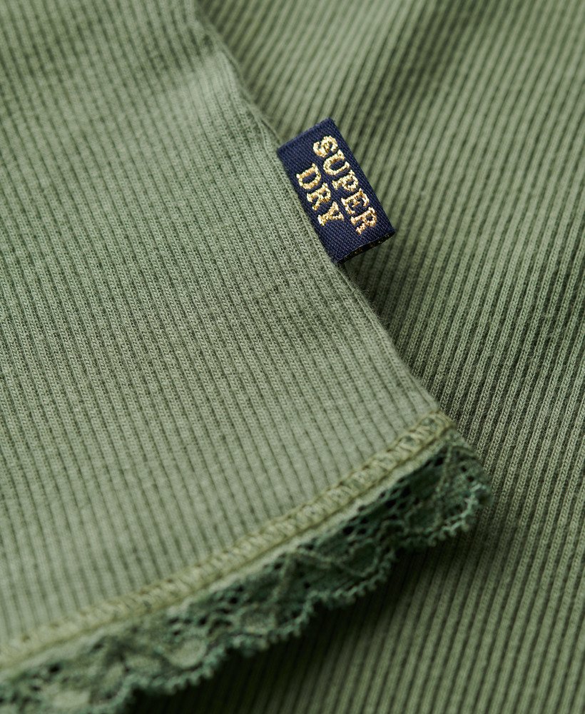 bluzka athletic essentials z guzikami na ramiączkach w kolorze laurel khaki
