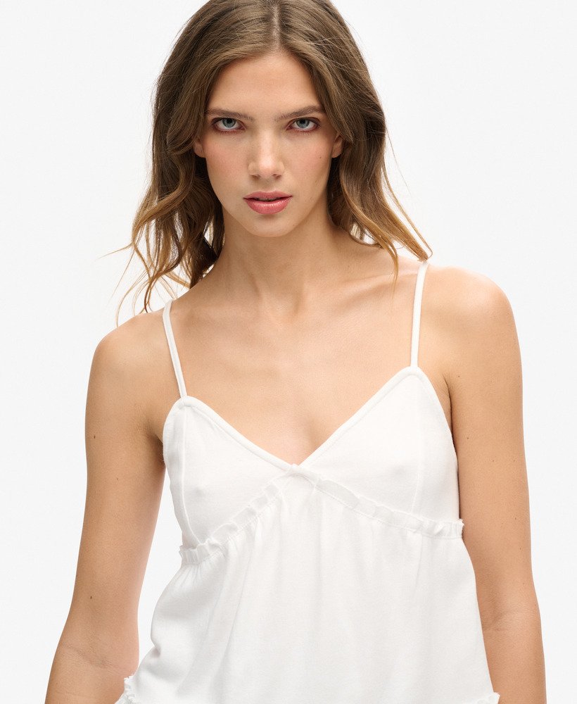 top z warstwową dzianiną na ramiączkach w kolorze off white