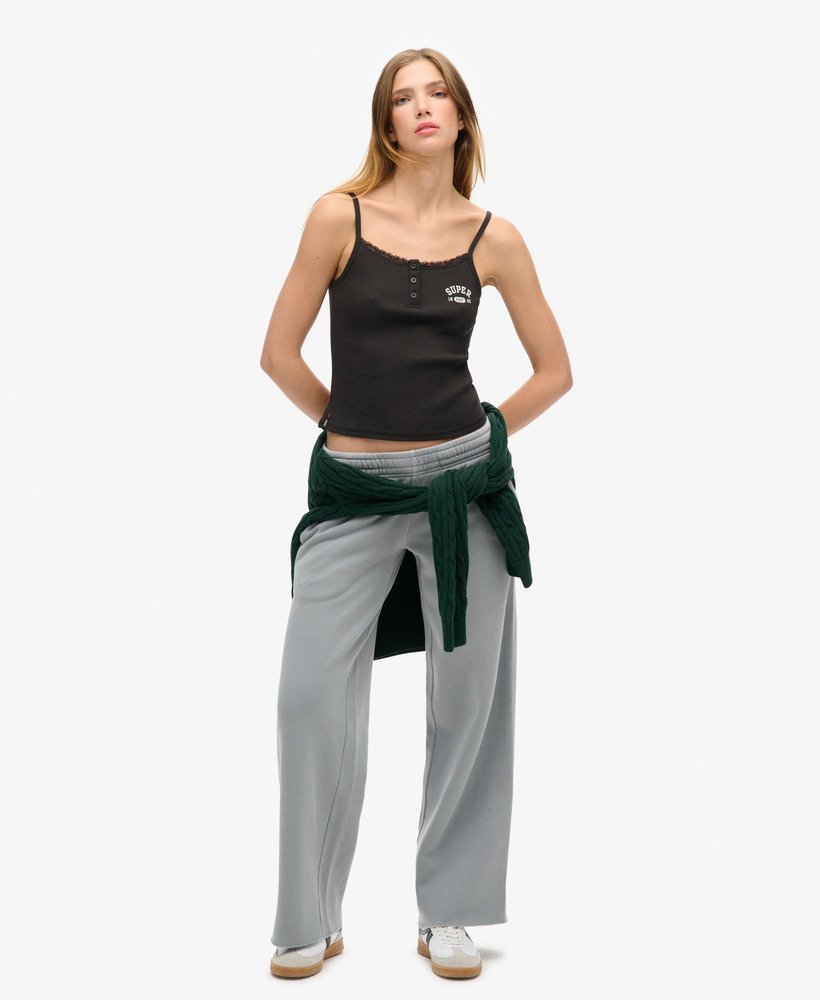 koszulka athletic essentials graphic button cami w kolorze bison black