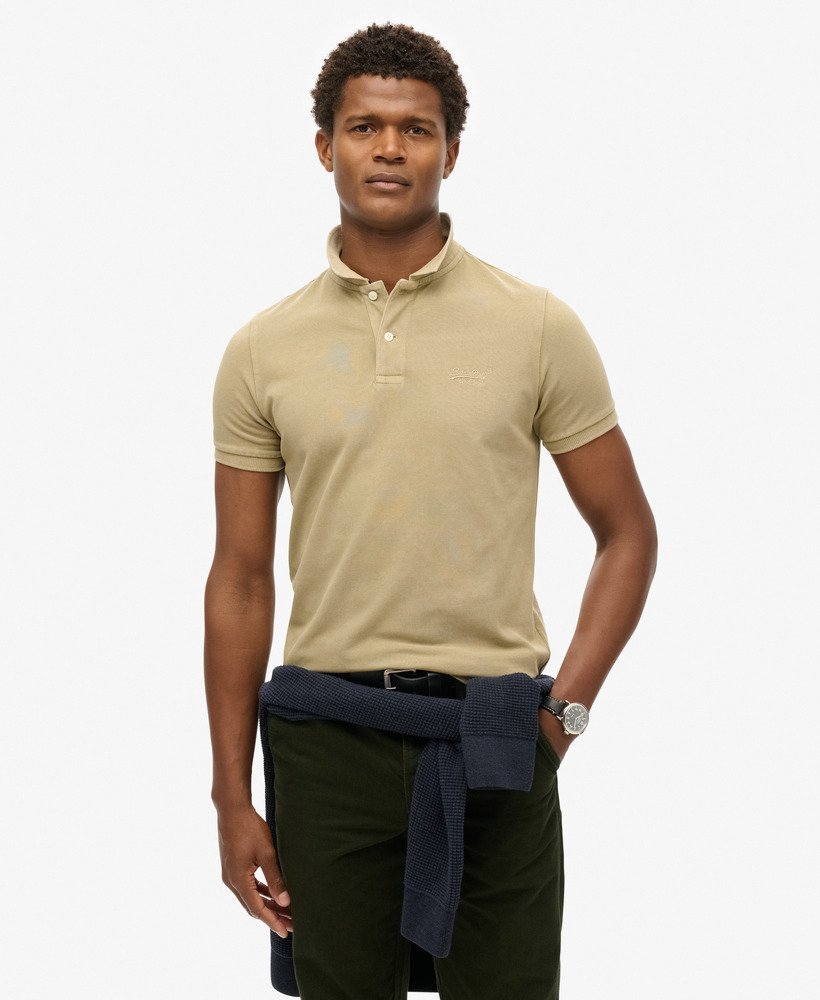 zniszczona koszulka polo w kolorze canyon sand brown