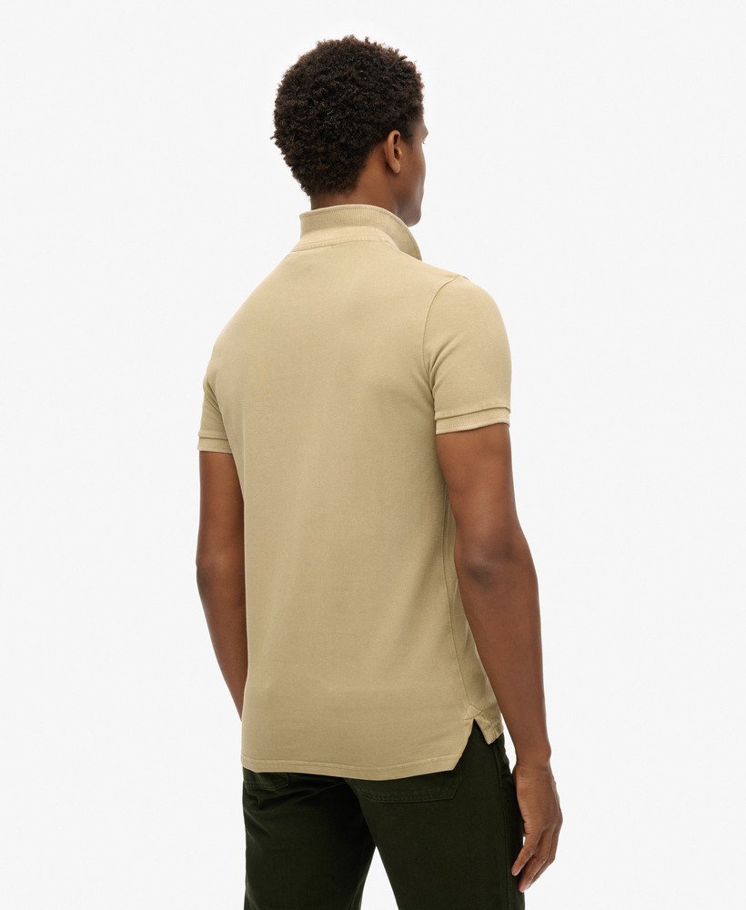 zniszczona koszulka polo w kolorze canyon sand brown
