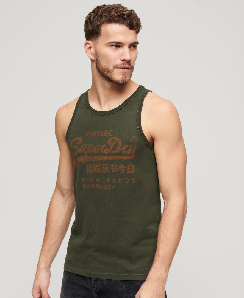 klasyczny top z logo vintage heritage w kolorze oliwkowozielonym z kolekcji surplus goods