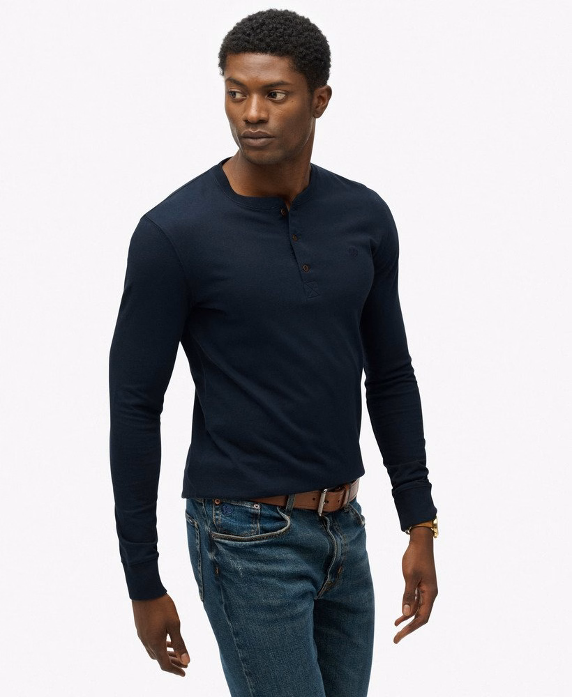 Klasyczny, niezbędny top Henley