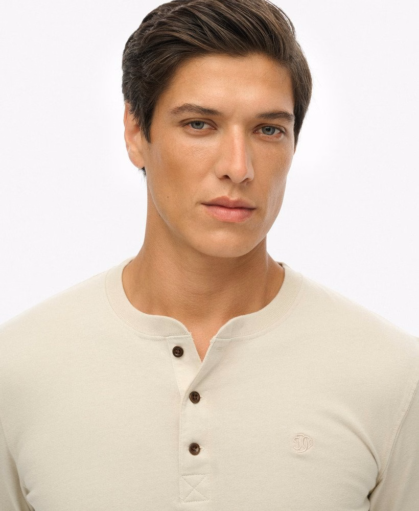 Klasyczny, niezbędny top Henley