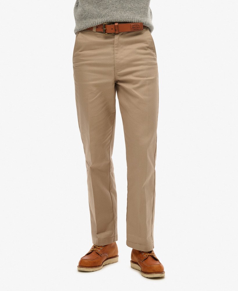 proste spodnie chino w kolorze stone wash taupe brown