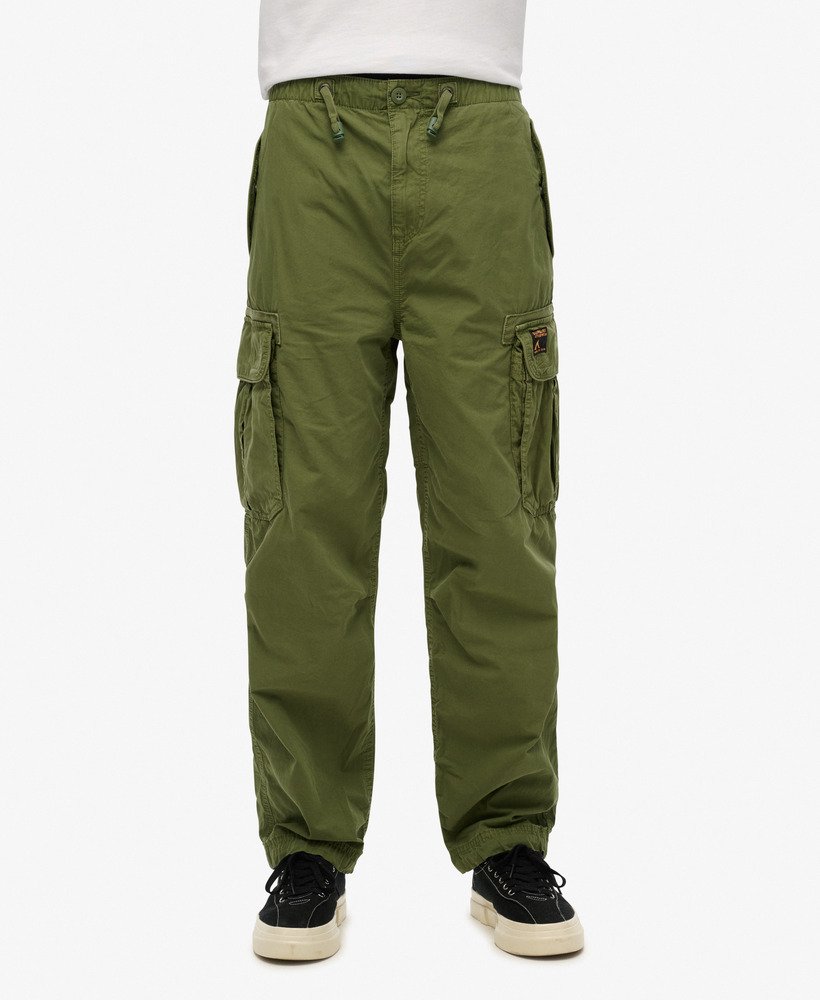 spodnie baggy parachute w kolorze leśnej oliwki
