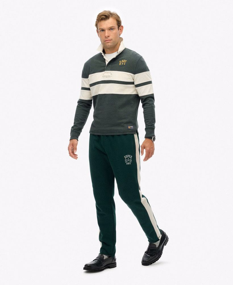 Joggery klubu sportowego