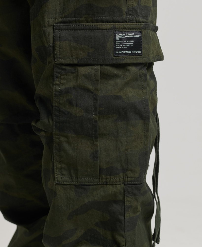 spodnie spadochronowe z bawełny organicznej w kolorze overdyed camo