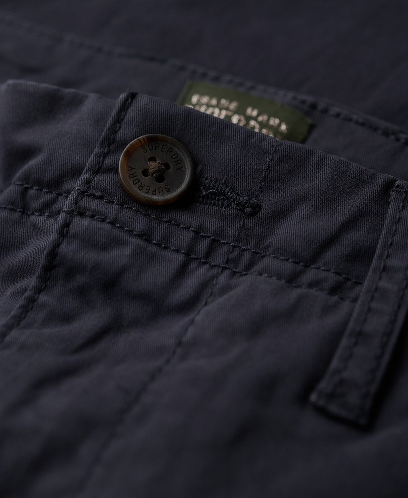 spodnie chino ze średnim stanem w kolorze eclipse navy