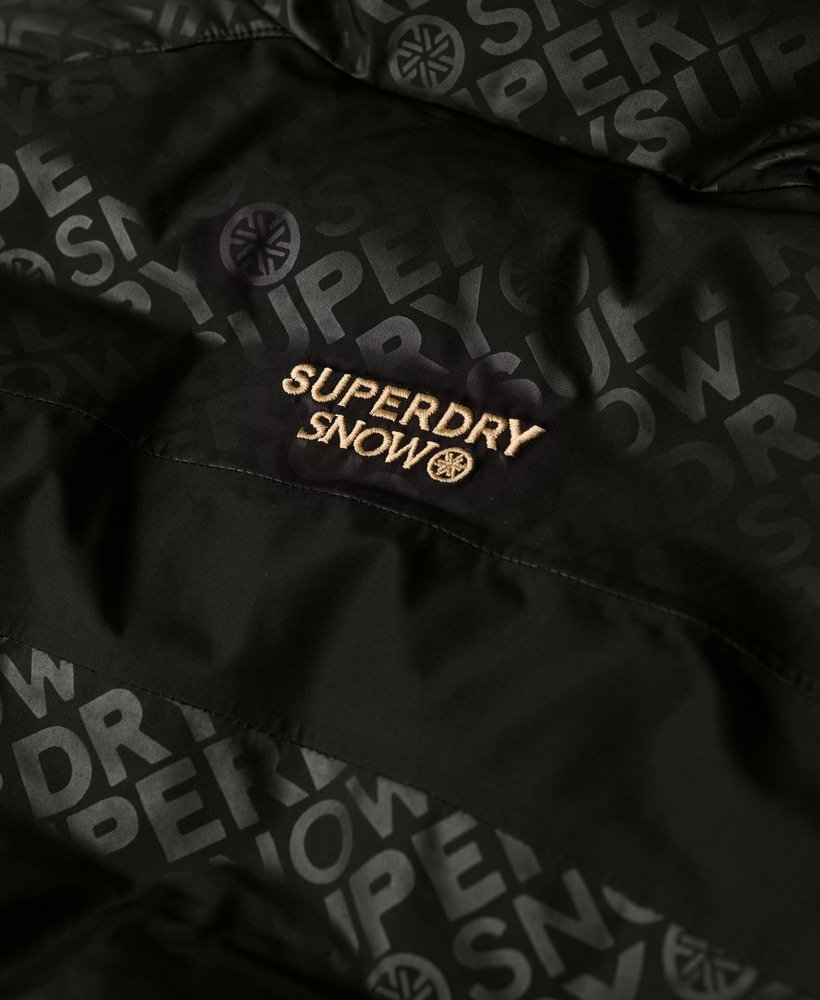kurtka puchowa ski slalom w kolorze superdry monogram black luxe