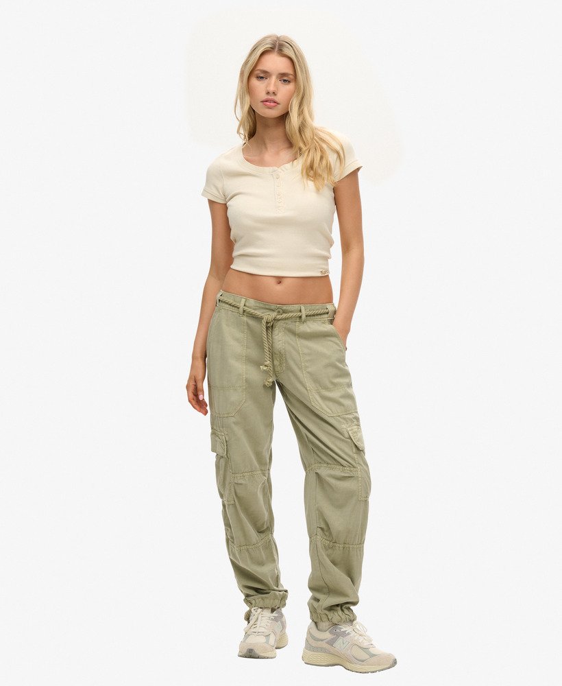 lekkie spodnie bojówki plażowe w kolorze sulphine olive green