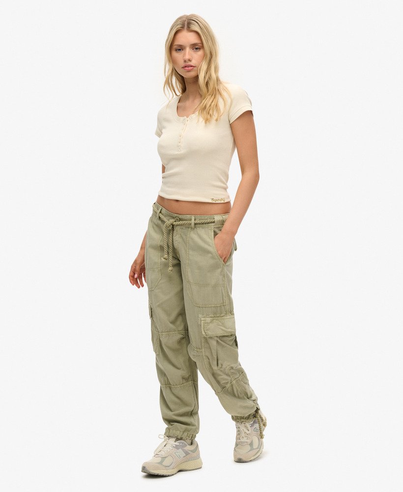 lekkie spodnie bojówki plażowe w kolorze sulphine olive green