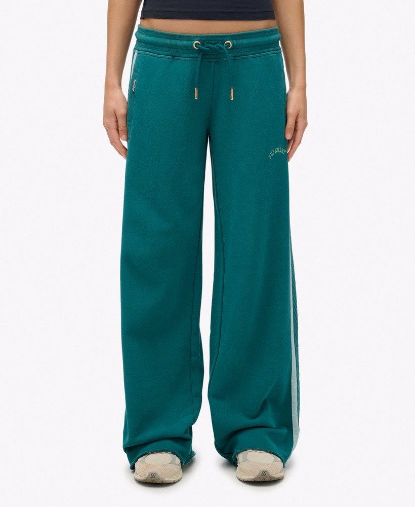 Spodnie dresowe Athletic Essentials Logo Straight Joggers