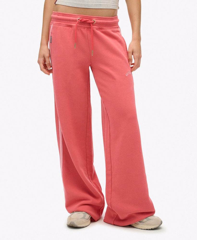 Spodnie dresowe Athletic Essentials Logo Straight Joggers