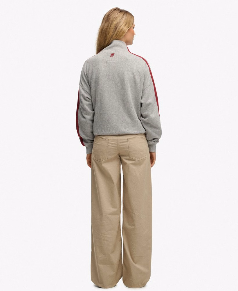 Średni stan, luźne chino