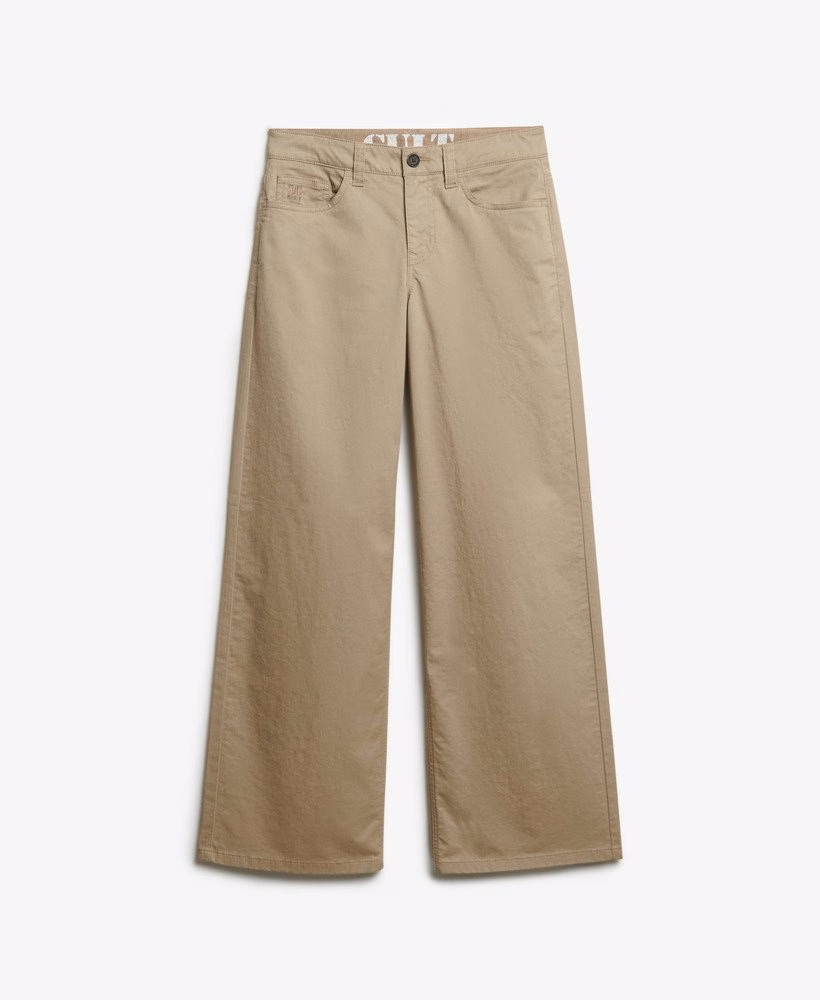 Średni stan, luźne chino