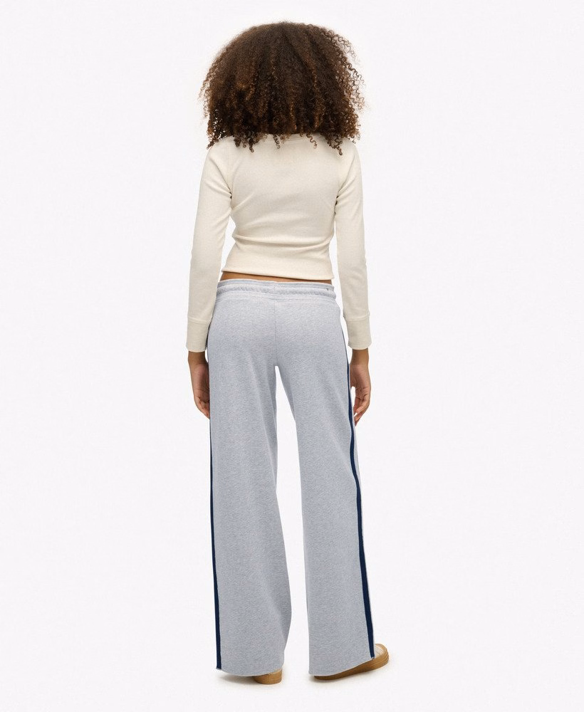 Spodnie dresowe Athletic Essentials Logo Straight Joggers